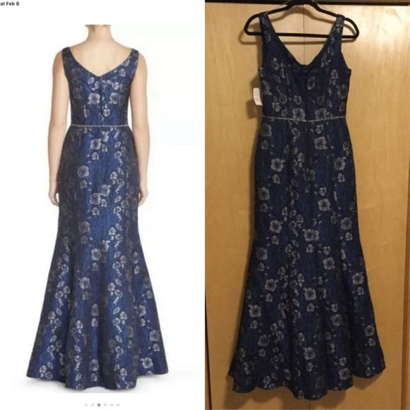 Midnight Blue Embellished Jacquard Mermaid Gown - Picture 5 of 8